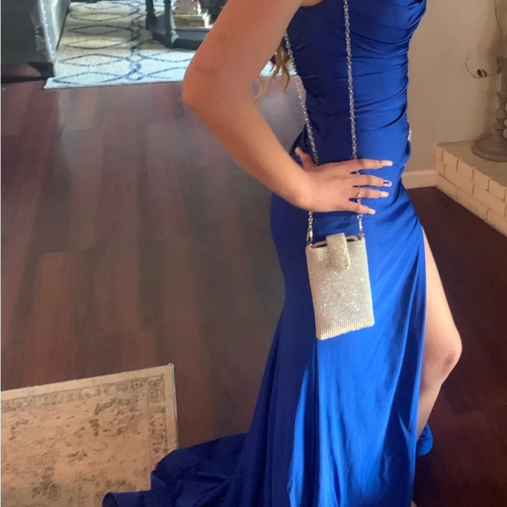 Prom dress - Picture 4 of 4